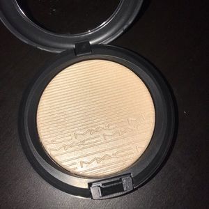 Mac Extra Dimension Skinfinish